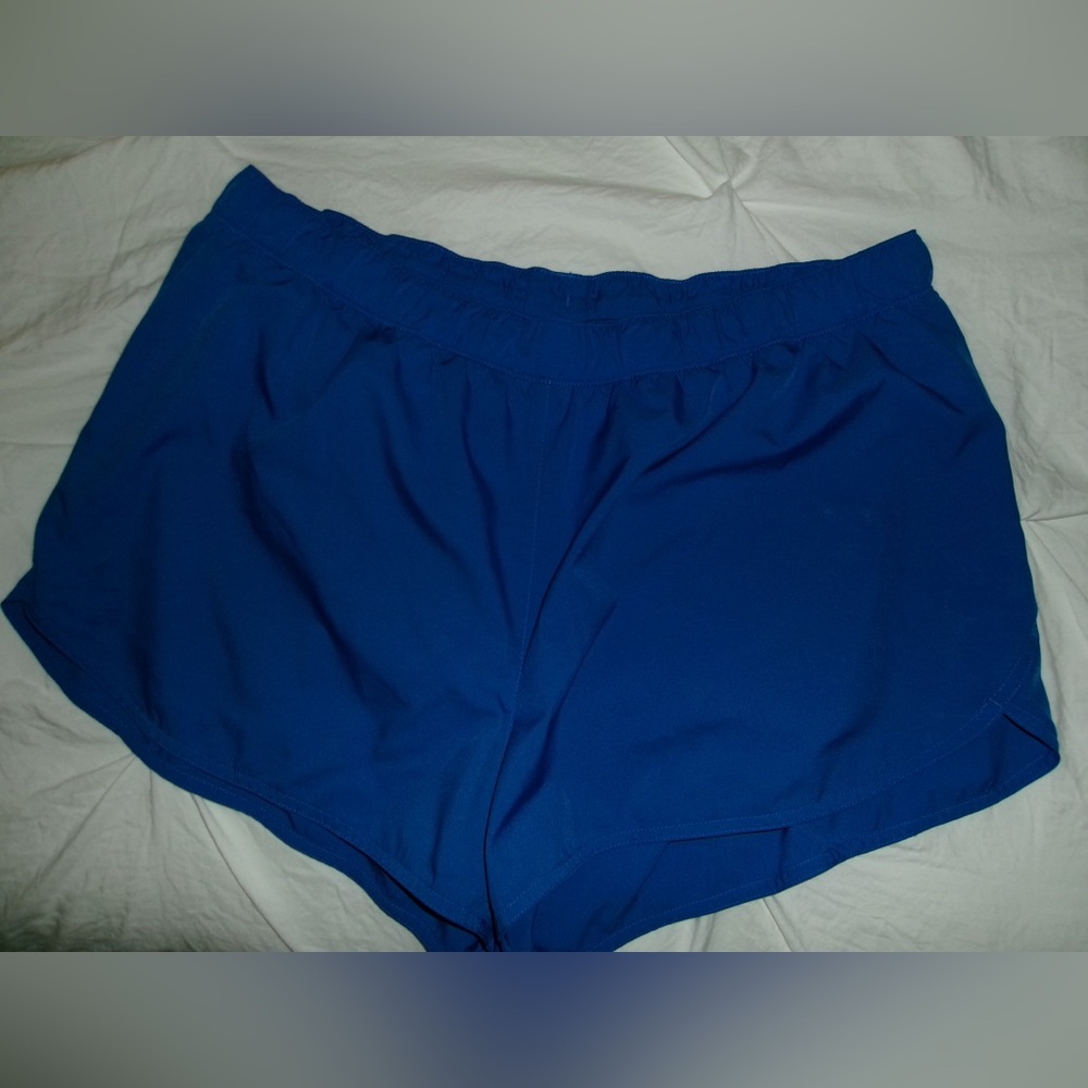 Old Navy Active StretchTech Shorts Lightweight Design